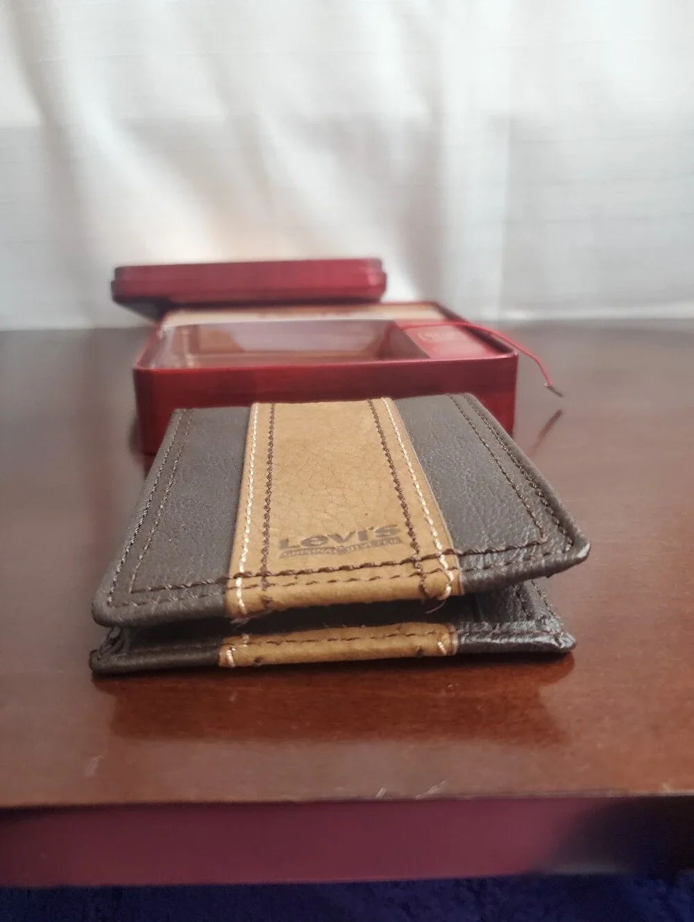 Vintage Levi's Men's Tan And Black Bi-fold Wallet NIB
